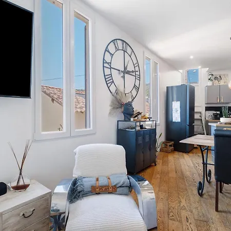 Duplex Climatise Avec Parking * Mandelieu