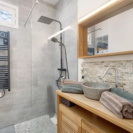 Duplex Climatise Avec Parking